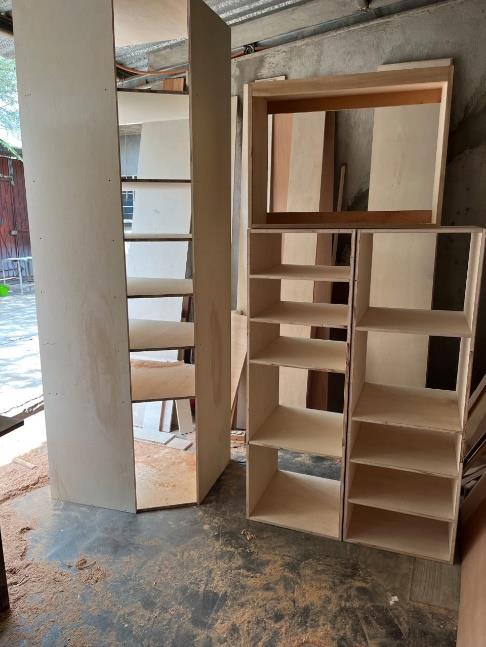 Mobiliario interior a medida en proceso
